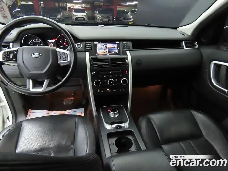 Land Rover Discovery Sport 2016 2.0 Автомат в Москве № 213587, фото 7