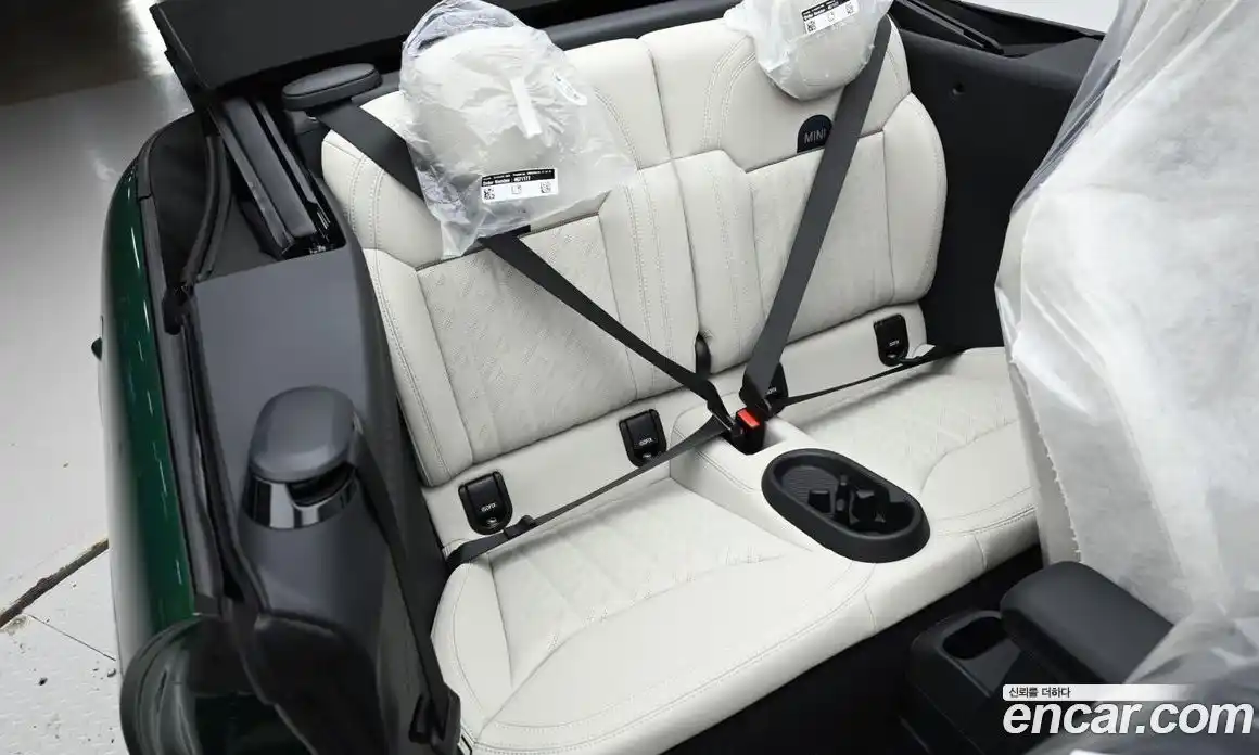 Mini Cooper Convertible 2025 2.0 Автомат в Москве № 213912, фото 12