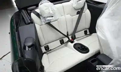 Mini Cooper Convertible 2025 2.0 Автомат в Москве № 213912, миниатюра 12