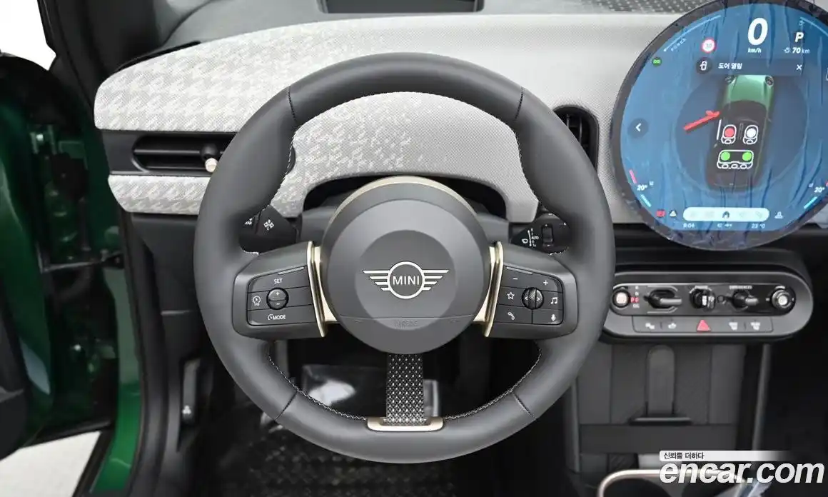 Mini Cooper Convertible 2025 2.0 Автомат в Москве № 213912, фото 13