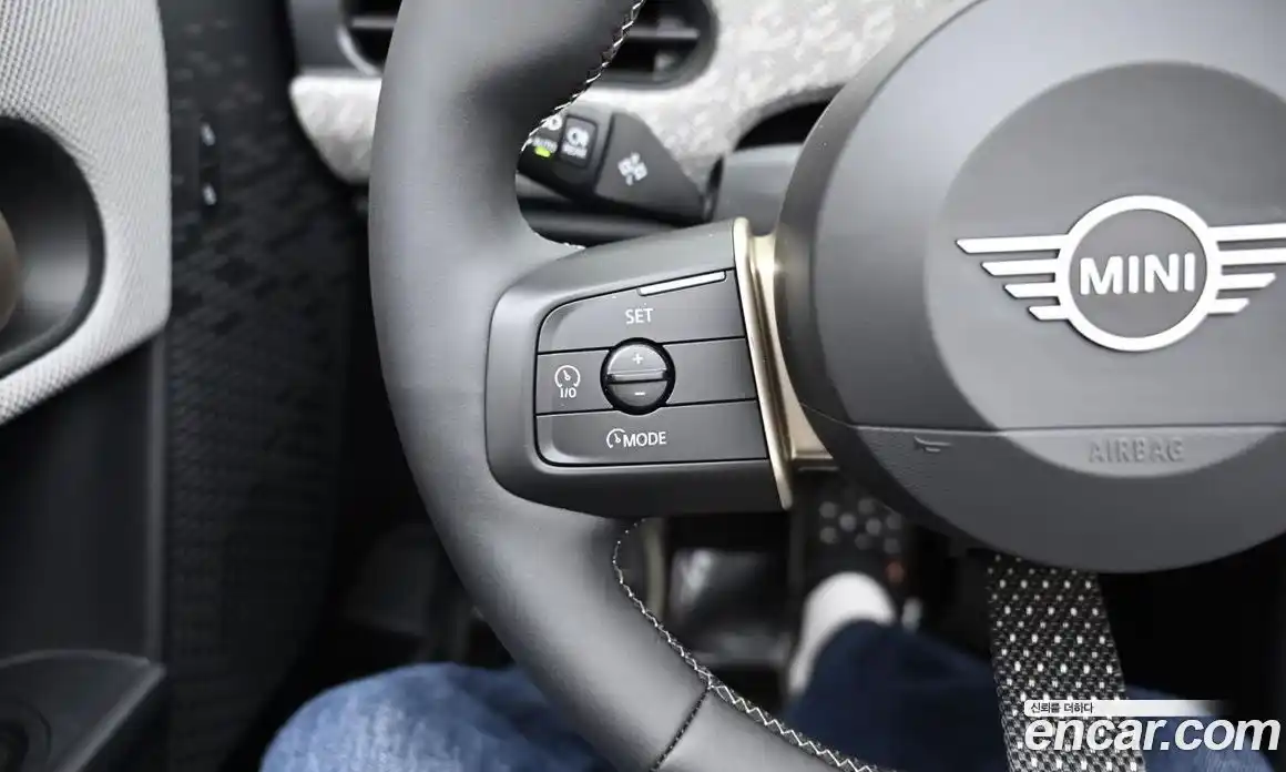 Mini Cooper Convertible 2025 2.0 Автомат в Москве № 213912, фото 16