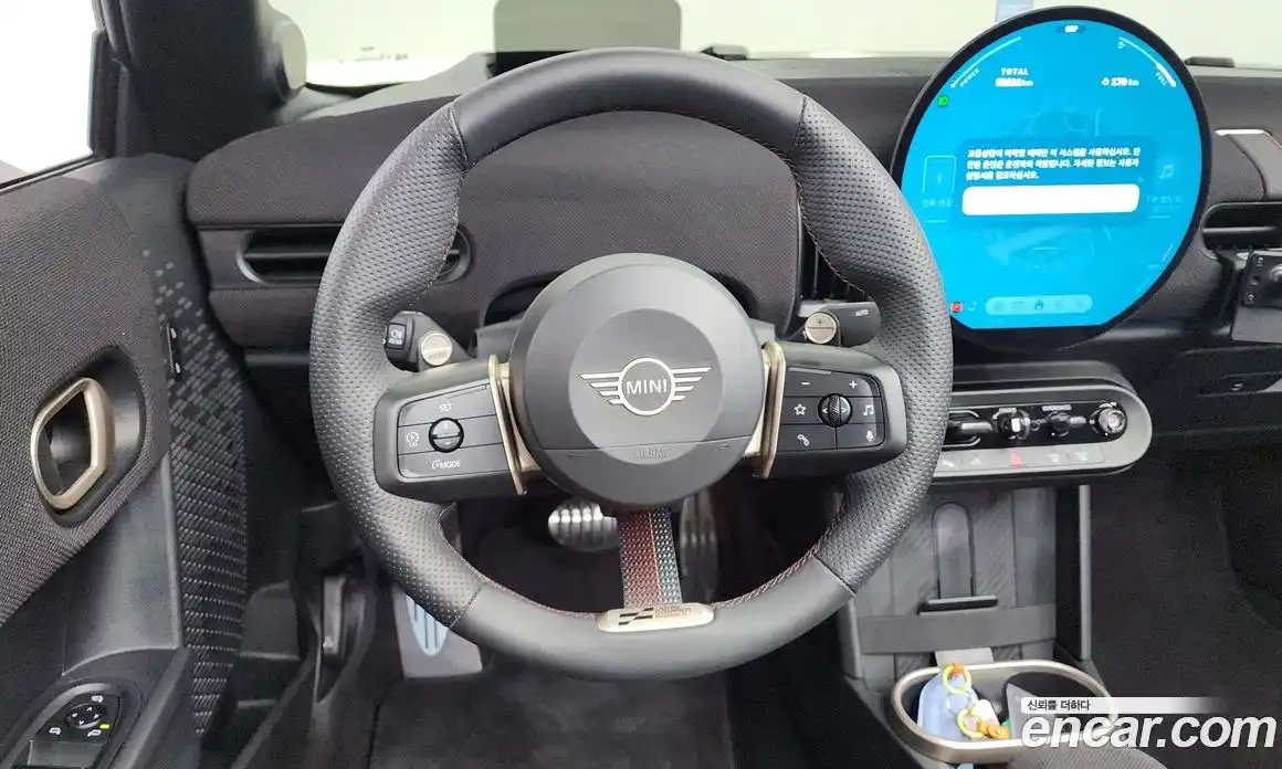 Mini Cooper Convertible 2025 2.0 Автомат в Москве № 213937, фото 13