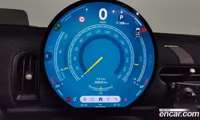 Mini Cooper Convertible 2025 2.0 Автомат в Москве № 213937, миниатюра 8