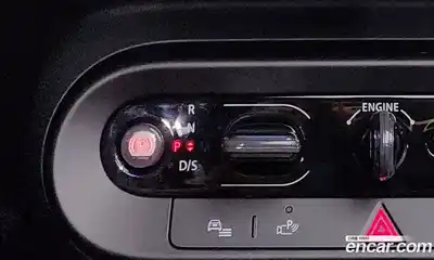 Mini Cooper Convertible 2025 2.0 Автомат в Москве № 213937, миниатюра 9