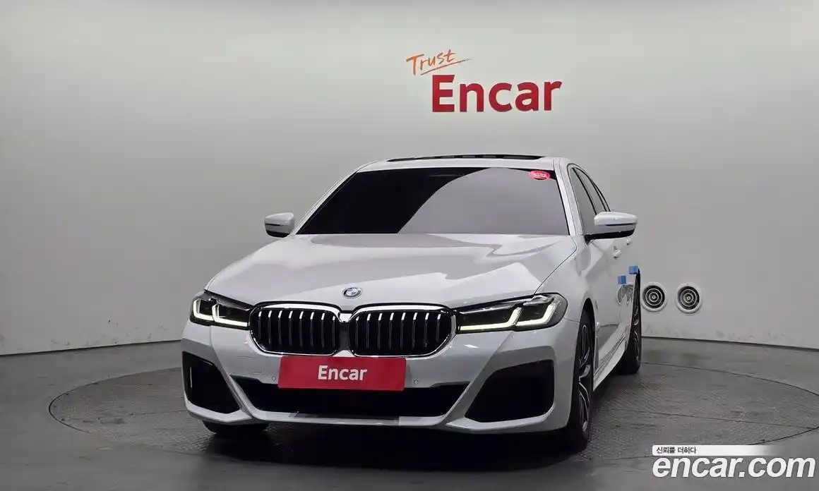 BMW 5-Series 2023 2.0 Автомат в Москве № 228553, фото 3