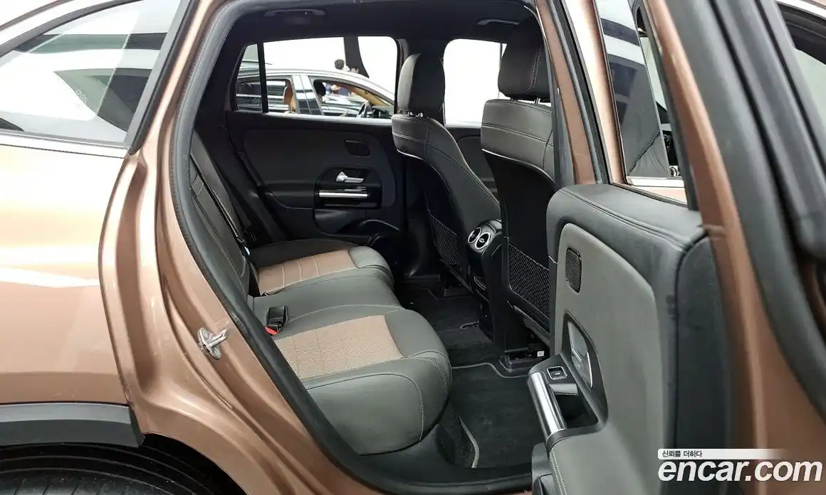 Mercedes-Benz EQA 2021 0.2 Автомат в Москве № 229574, фото 19