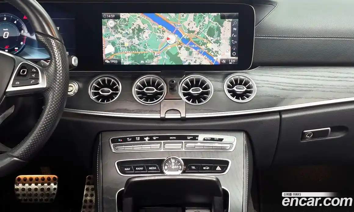 Mercedes-Benz E-Class 2017 1.9 Автомат в Москве № 229657, фото 14