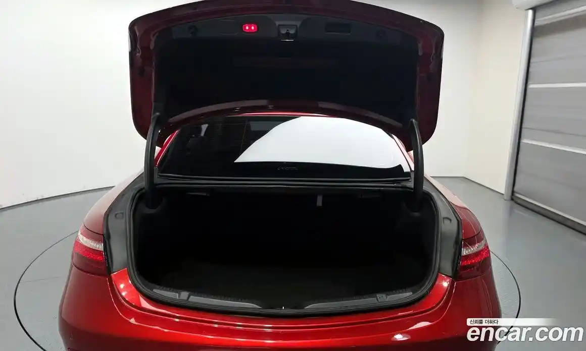 Mercedes-Benz E-Class 2017 1.9 Автомат в Москве № 229657, фото 20