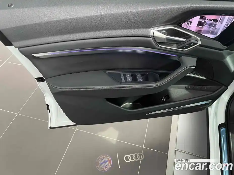Audi Q8 e-tron 2024 Автомат в Москве № 230277, фото 13