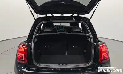 Mini Cooper 2023 Автомат в Москве № 231478, миниатюра 3