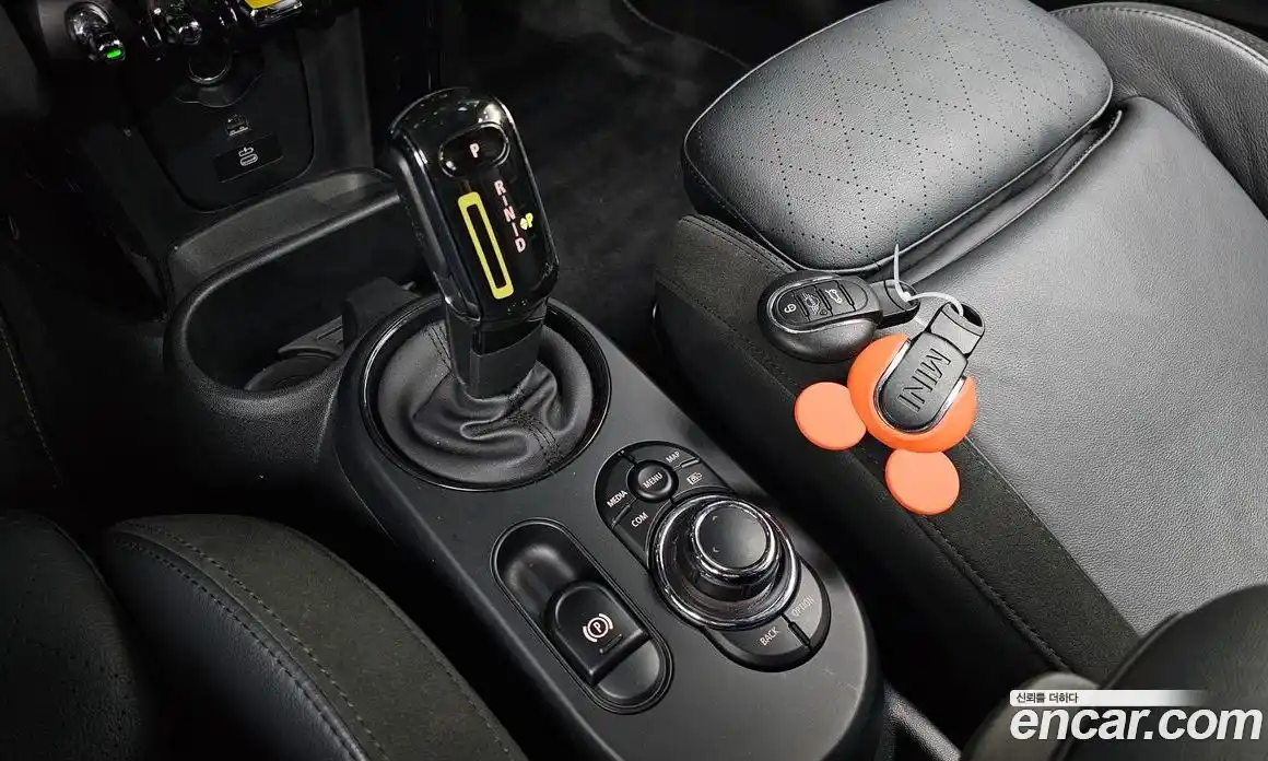 Mini Cooper 2023 Автомат в Москве № 231478, фото 6