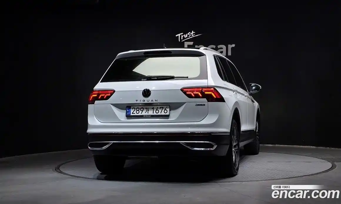 Volkswagen Tiguan 2021 2.0 Автомат в Москве № 232131, фото 20