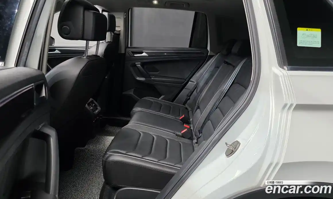 Volkswagen Tiguan 2021 2.0 Автомат в Москве № 232131, фото 7