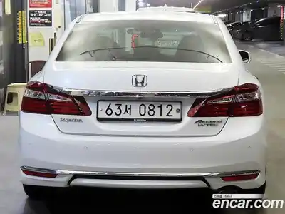 Honda Accord 2016 2.4 Автомат в Москве № 232970, миниатюра 5