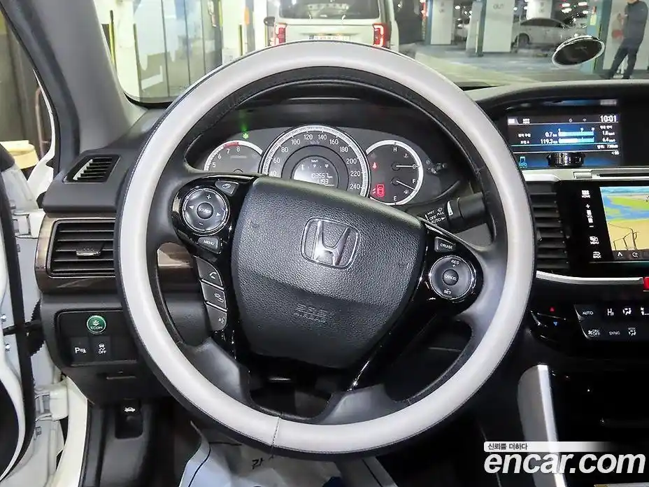 Honda Accord 2016 2.4 Автомат в Москве № 232970, фото 8