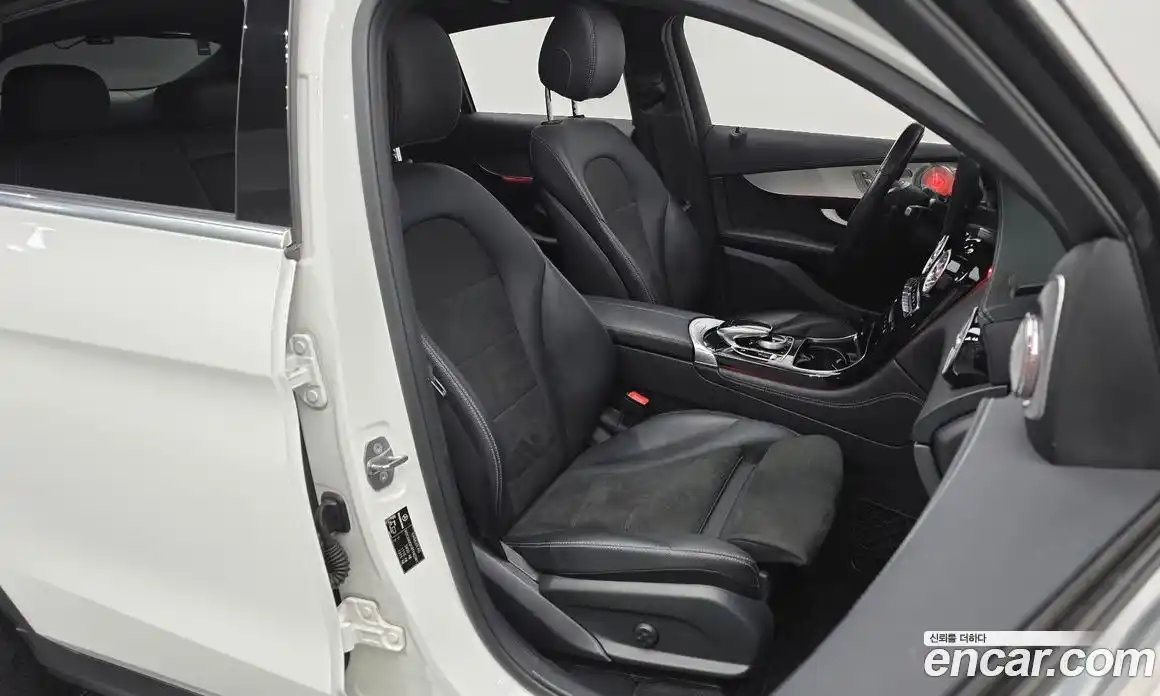 Mercedes-Benz GLC-Class 2019 2.0 Автомат в Москве № 242426, фото 10