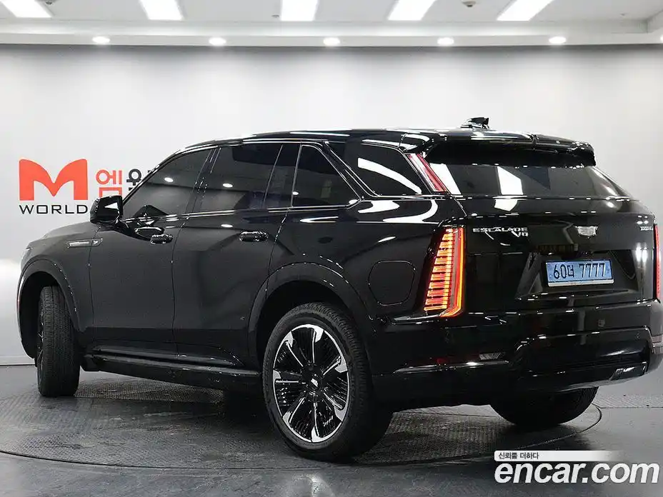 Cadillac Escalade 2026 Автомат в Москве № 256499, фото 3