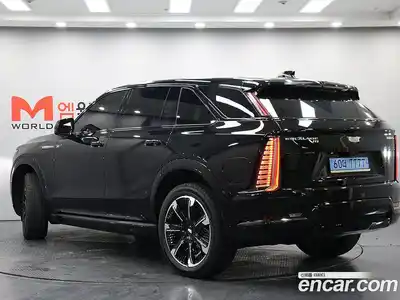Cadillac Escalade 2026 Автомат в Москве № 256499, миниатюра 3