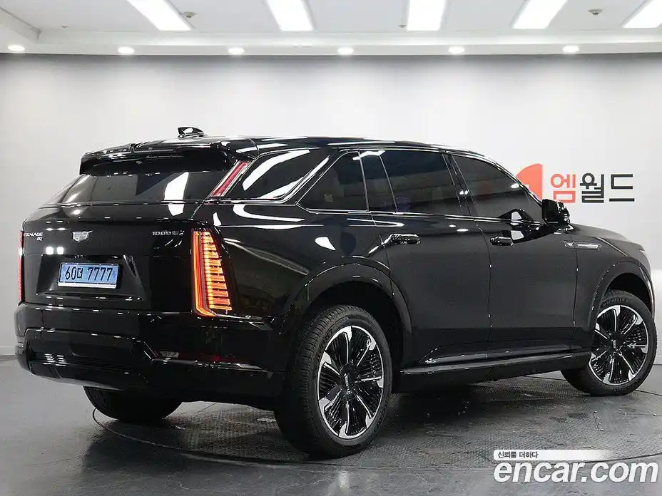 Cadillac Escalade 2026 Автомат в Москве № 256499, фото 4
