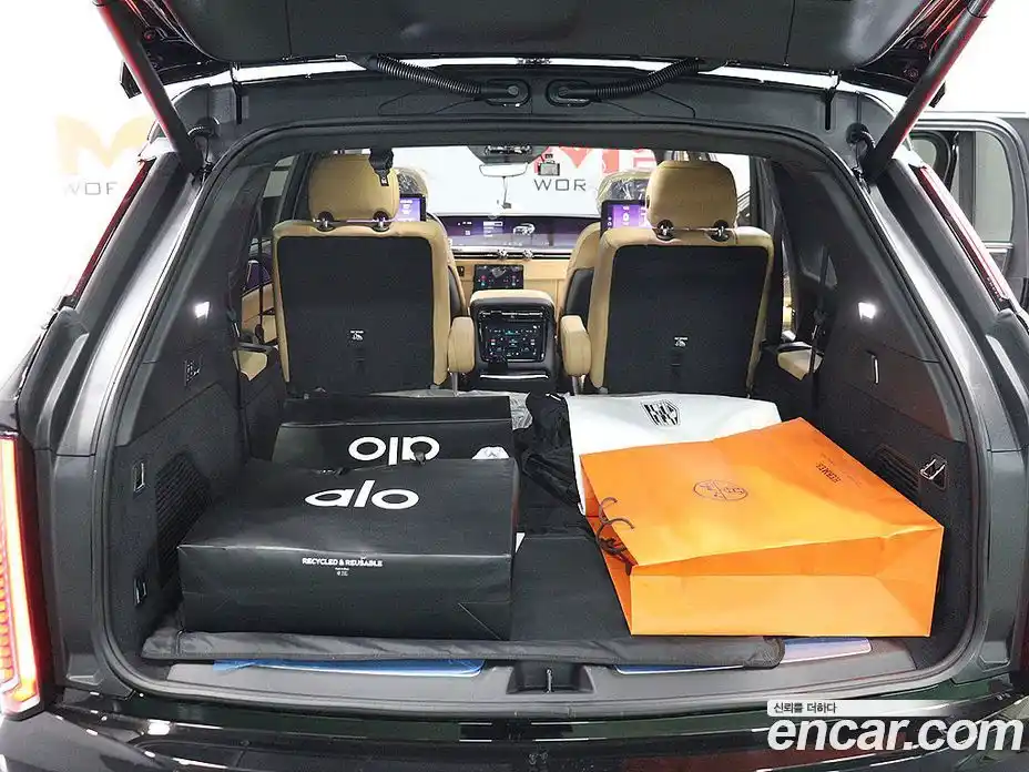 Cadillac Escalade 2026 Автомат в Москве № 256499, фото 5