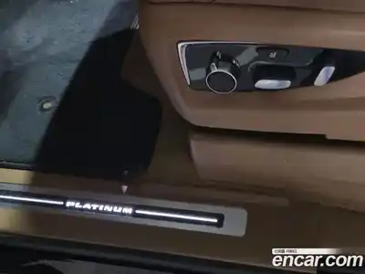 Cadillac Escalade 2017 6.2 Автомат в Москве № 256575, миниатюра 12