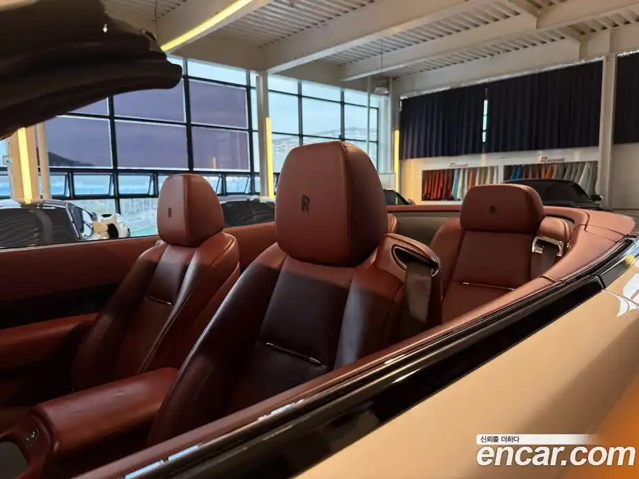 Rolls-Royce Dawn 2017 6.6 Автомат в Москве № 256728, фото 17