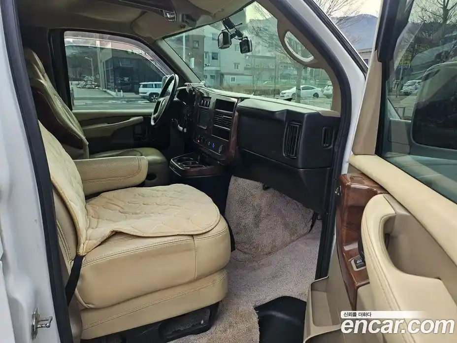 Chevrolet Express Van 2014 5.3 Автомат в Москве № 260788, фото 10