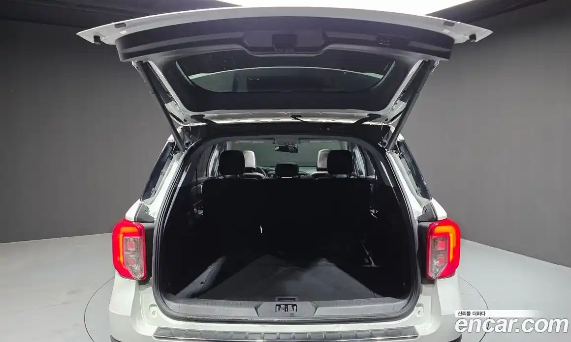 Ford Explorer 2022 2.3 Автомат в Москве № 273399, фото 16