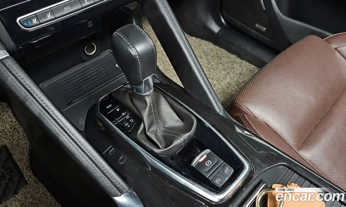 Renault QM6 2018 2.0 Автомат в Москве № 275945, фото 11