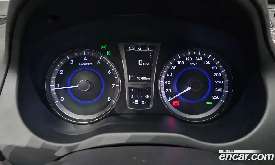 Hyundai Grandeur 2015 2.4 Автомат в Москве № 2763, фото 17