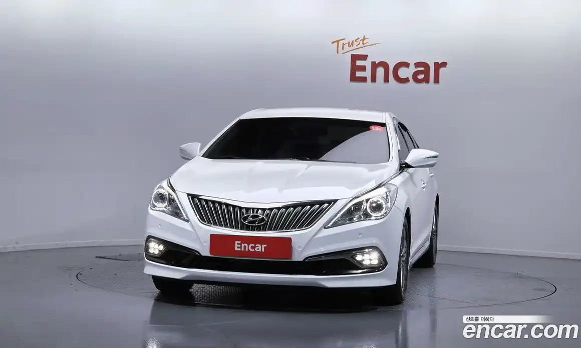 Hyundai Grandeur 2015 2.4 Автомат в Москве № 2763, фото 19