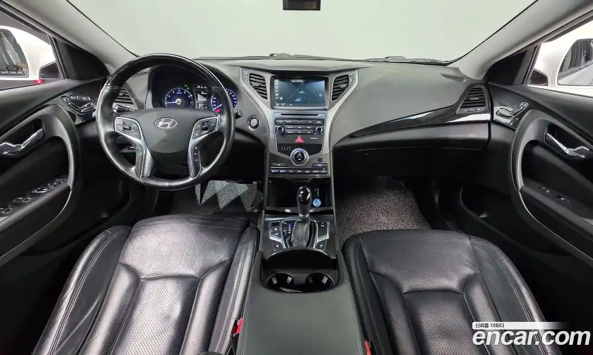 Hyundai Grandeur 2015 2.4 Автомат в Москве № 2763, фото 3