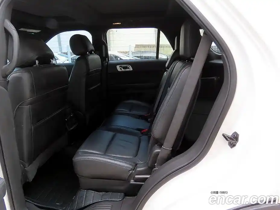 Ford Explorer 2015 3.5 Автомат в Москве № 281960, фото 6