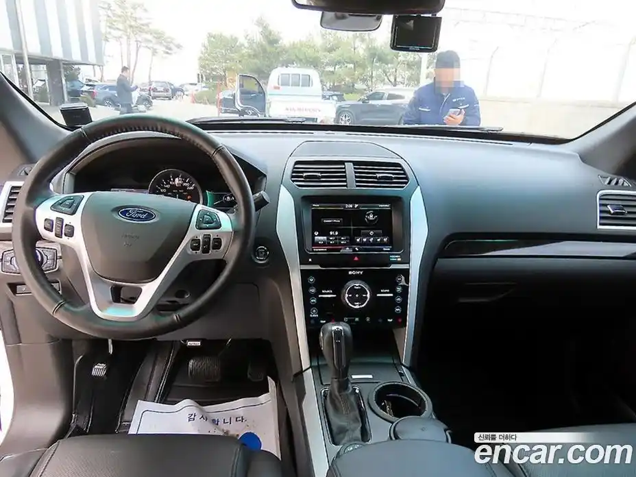 Ford Explorer 2015 3.5 Автомат в Москве № 281960, фото 7