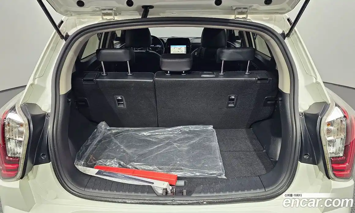 SsangYong TIBOLI 2020 1.5 Автомат в Москве № 28777, фото 17