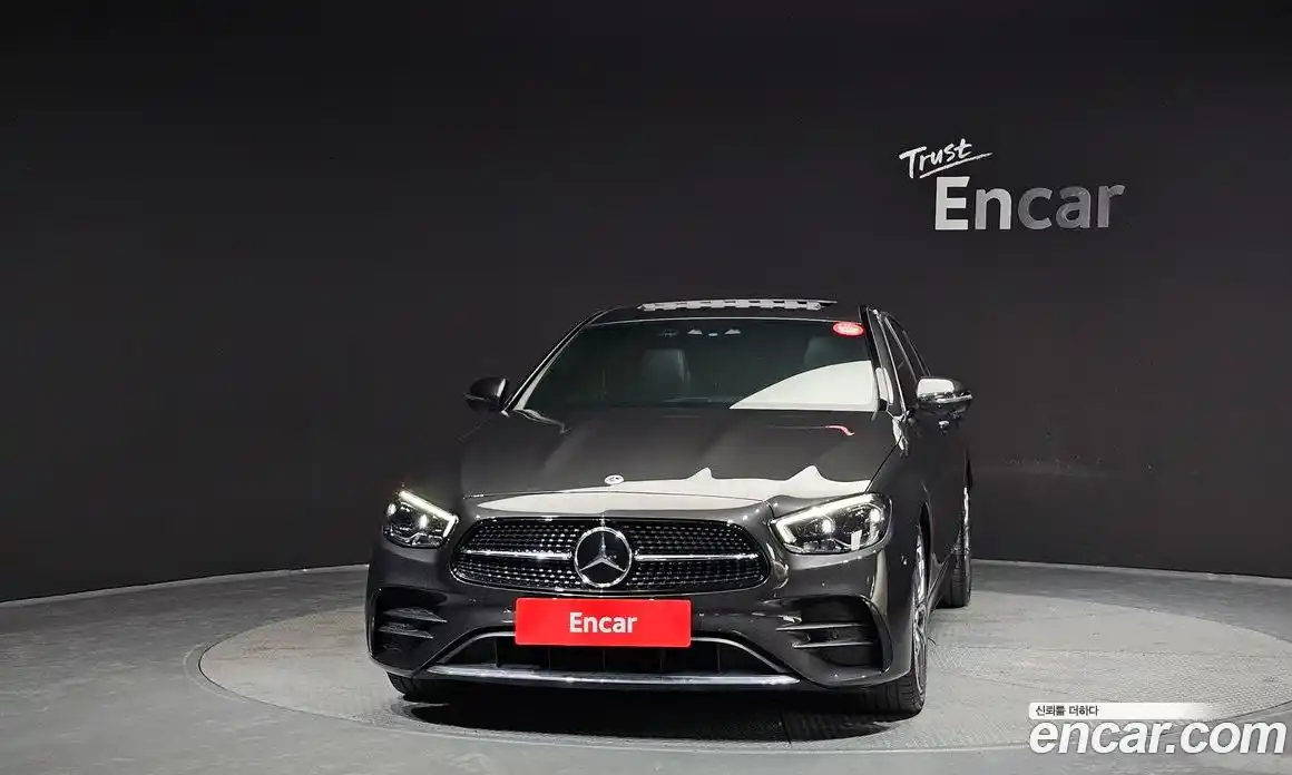 Mercedes-Benz E-Class 2022 1.9 Автомат в Москве № 292342, фото 3