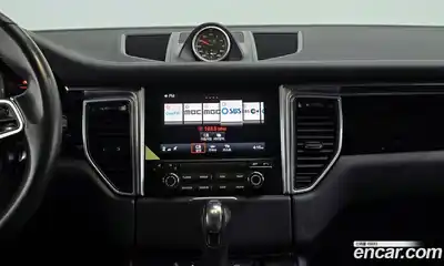 Porsche Macan 2017 3.0 Автомат в Москве № 294253, миниатюра 4