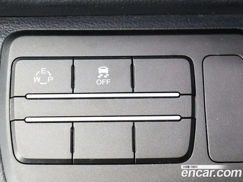 SsangYong TIBOLI 2016 1.6 Автомат в Москве № 30992, фото 13