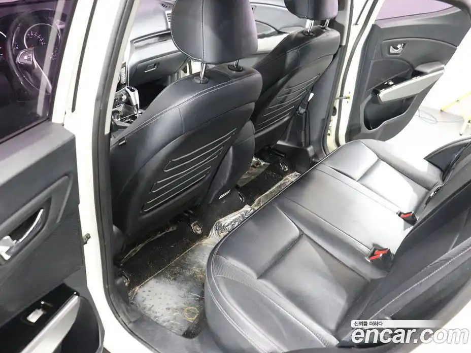 SsangYong TIBOLI 2016 1.6 Автомат в Москве № 30992, фото 17