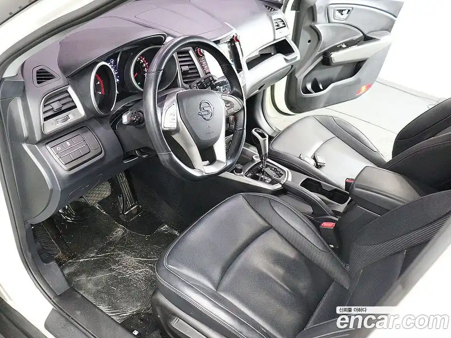 SsangYong TIBOLI 2016 1.6 Автомат в Москве № 30992, фото 18