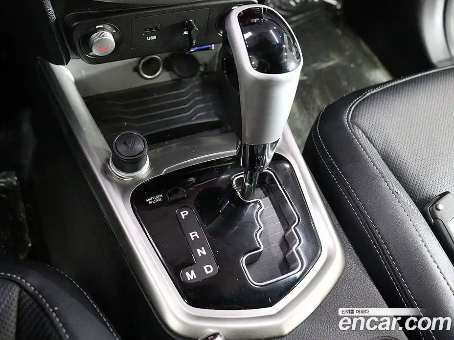 SsangYong TIBOLI 2016 1.6 Автомат в Москве № 30992, фото 9