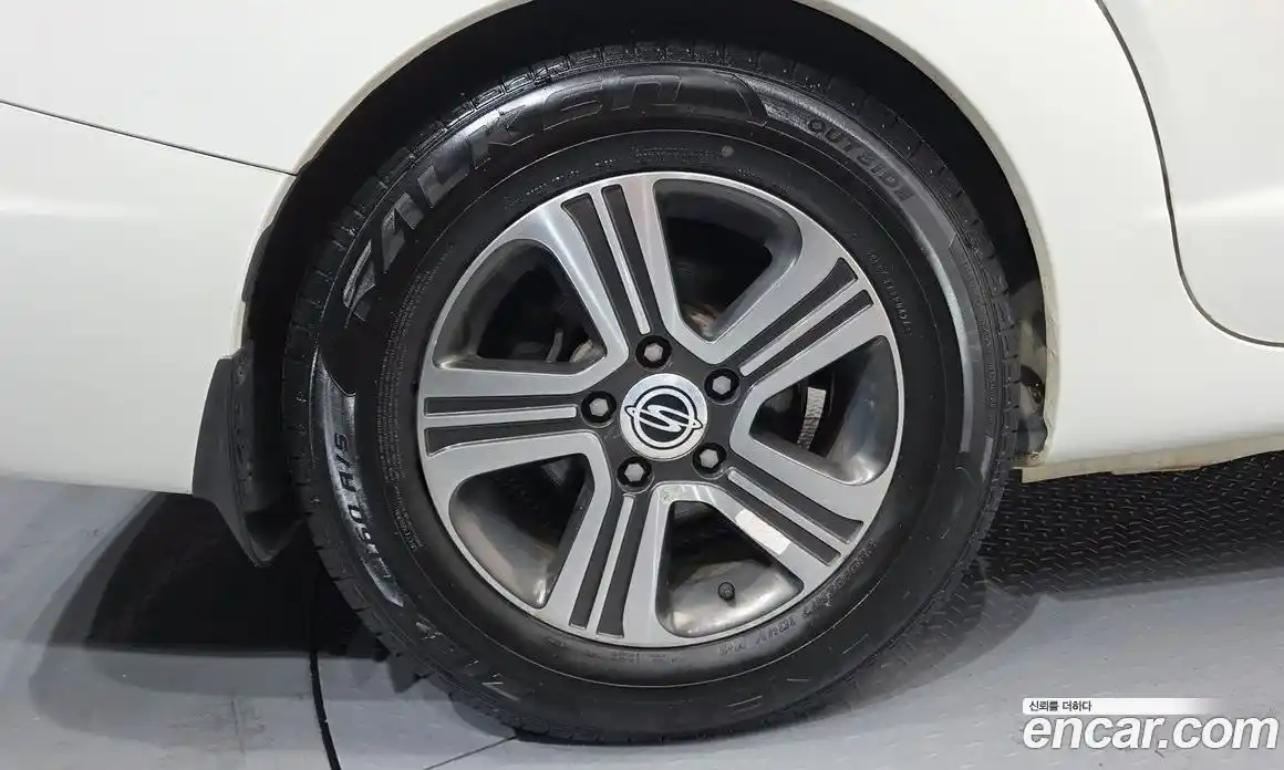 SsangYong Korando 2015 2.0 Автомат в Москве № 31463, фото 16