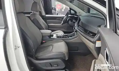 Kia Canival 2024 1.6 Автомат в Москве № 321075, миниатюра 9