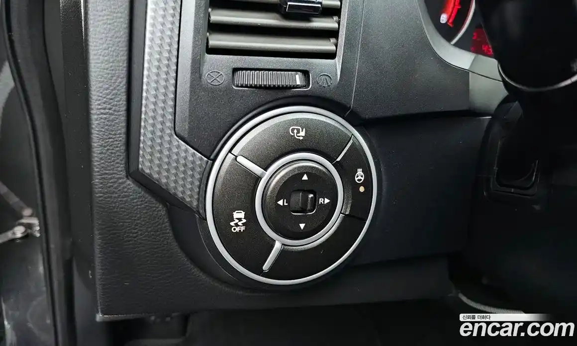 SsangYong Korando 2015 2.0 Автомат в Москве № 34043, фото 12