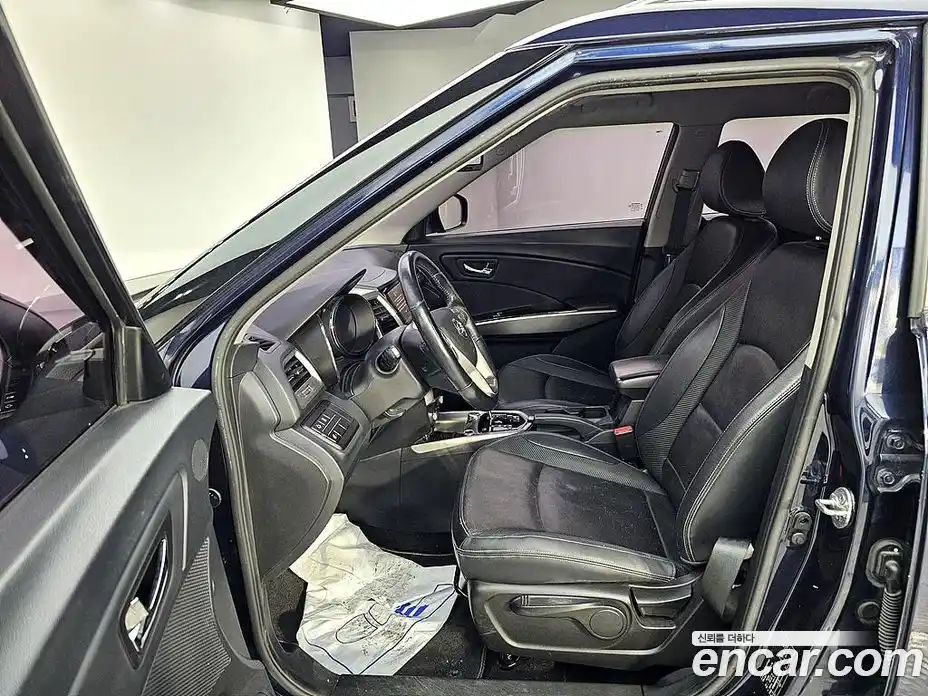 SsangYong TIBOLI 2016 1.6 Автомат в Москве № 341579, фото 8