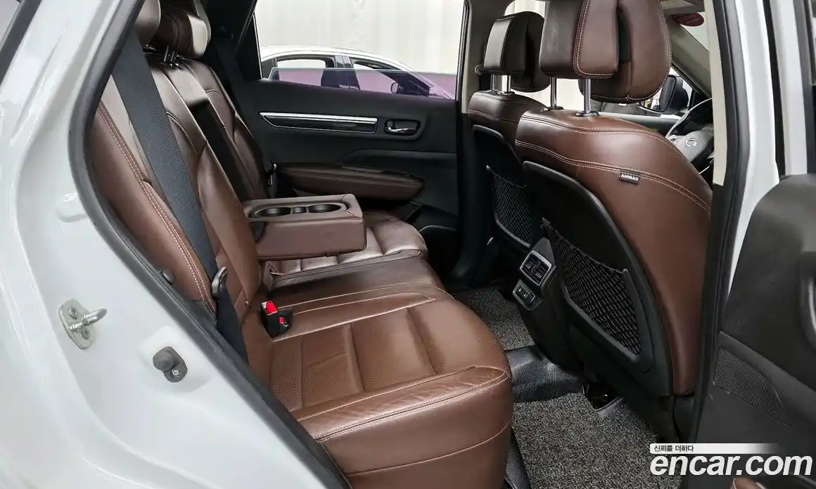 Renault QM6 2017 2.0 Автомат в Москве № 356992, фото 12