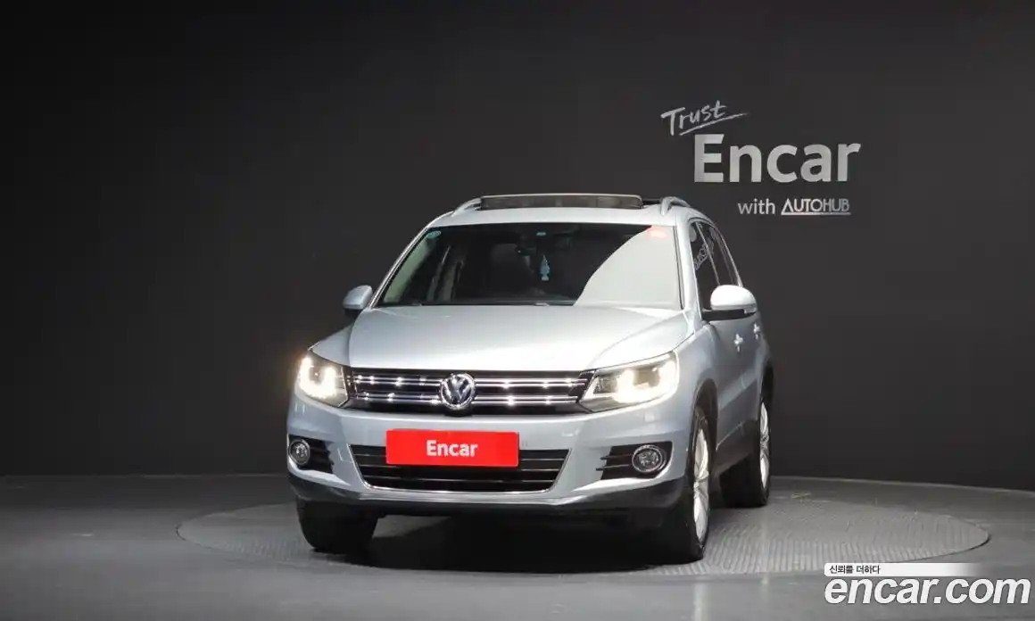 Volkswagen Tiguan 2016 2.0 Автомат в Москве № 358674, фото 3