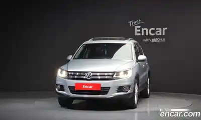 Volkswagen Tiguan 2016 2.0 Автомат в Москве № 358674, миниатюра 3