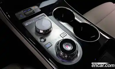 Genesis GV70 2025 2.5 Автомат в Москве № 364225, миниатюра 9