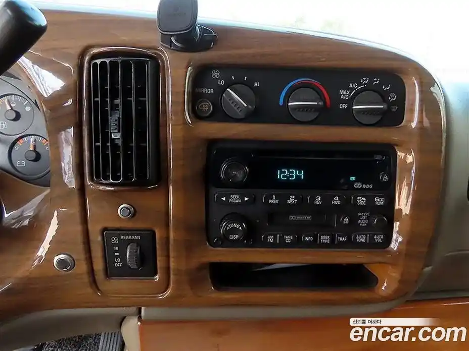 Chevrolet Chevy Van 2002 5.7 Автомат в Москве № 375852, фото 13